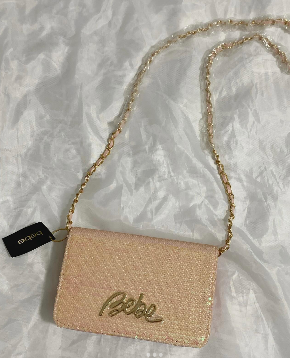 Cartera cross body marca bebe