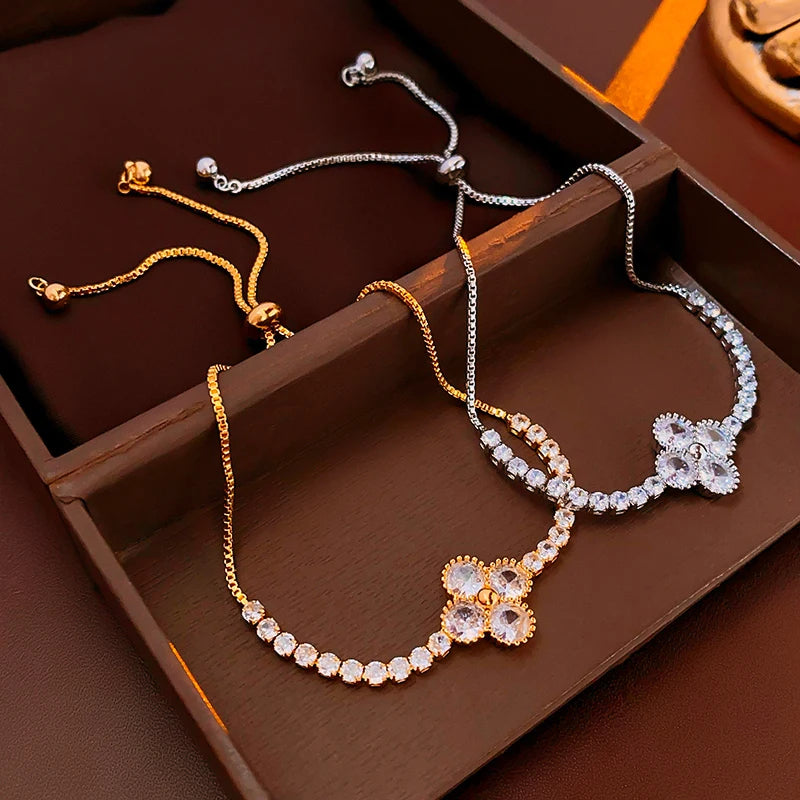 Brazalete con Trébol de la suerte