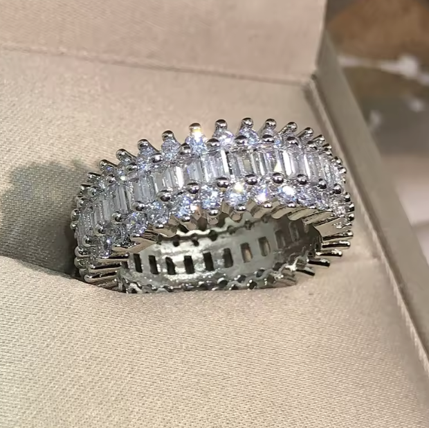 Anillo Crown