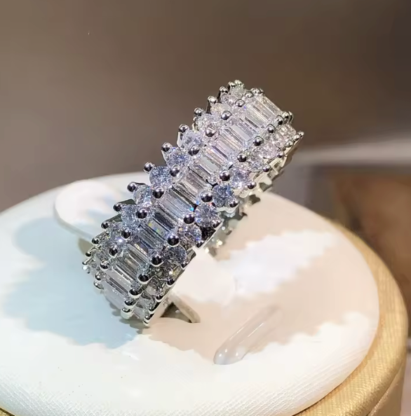 Anillo Crown