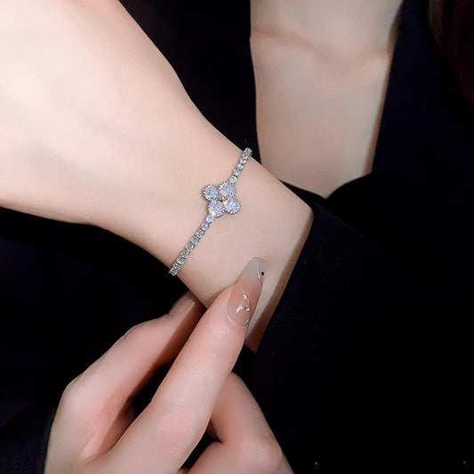 Brazalete con Trébol de la suerte